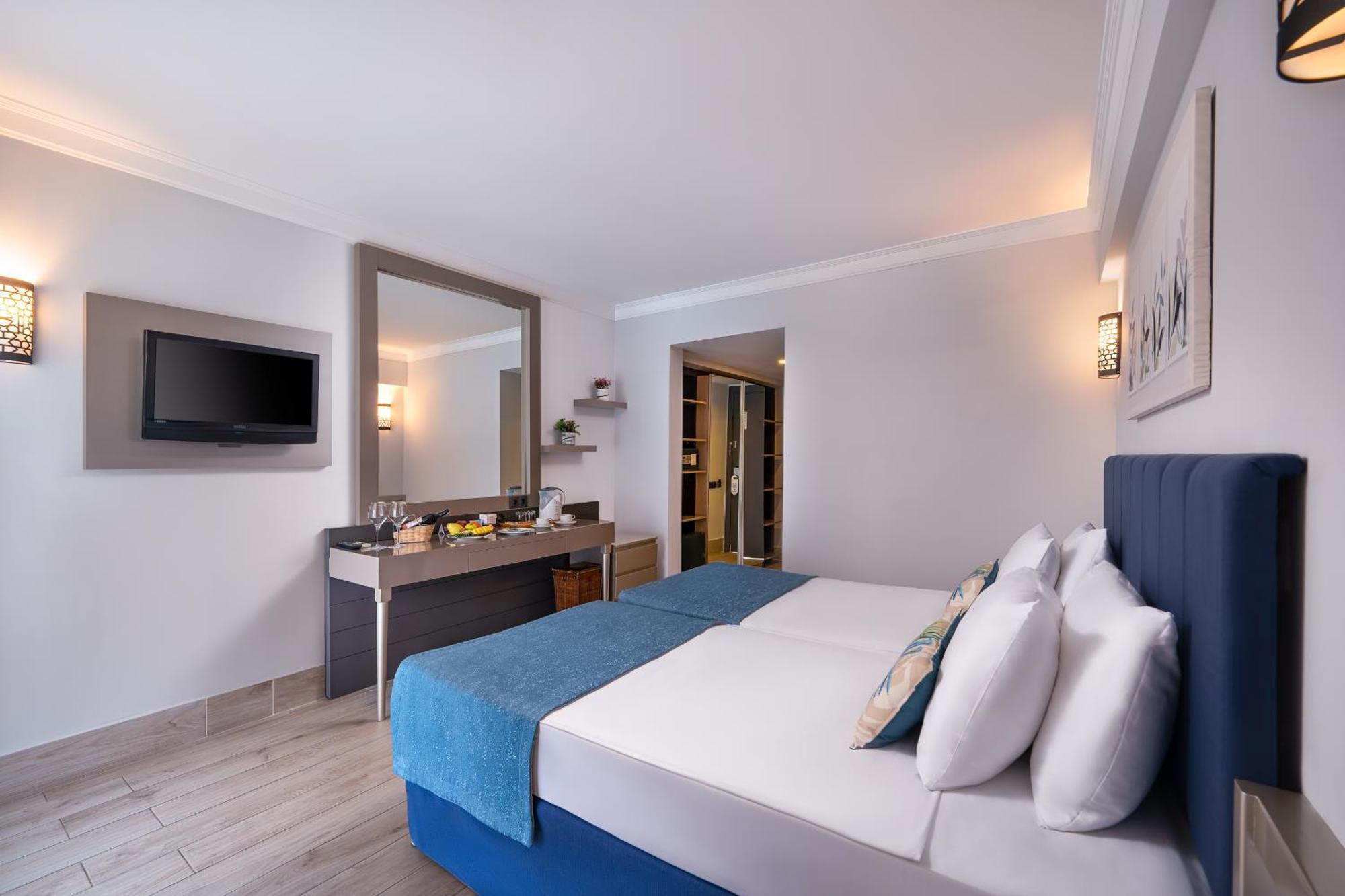 Gravel Hotels Select ケメル エクステリア 写真