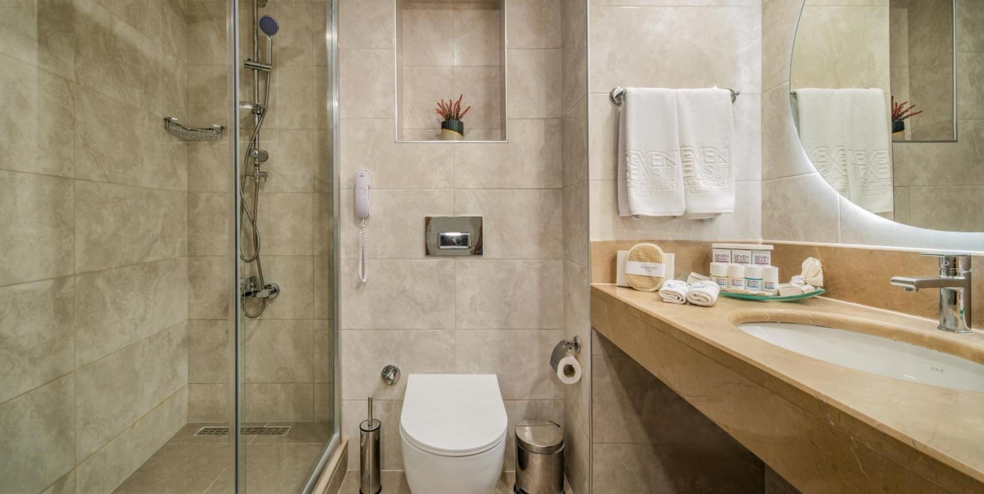 Gravel Hotels Select ケメル エクステリア 写真